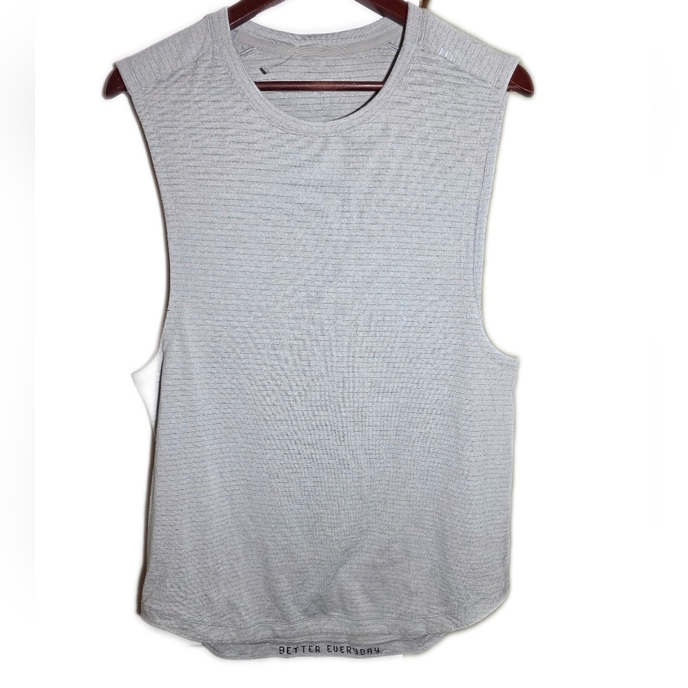 Lululemon Light Gray Sleeveless Knit Tank Top Mens Medium Large